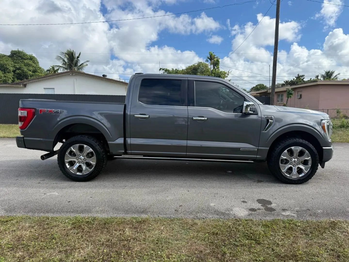2021 Ford F-150 Platinum 4WD SuperCrew 5-1/2' Box - Photo 2