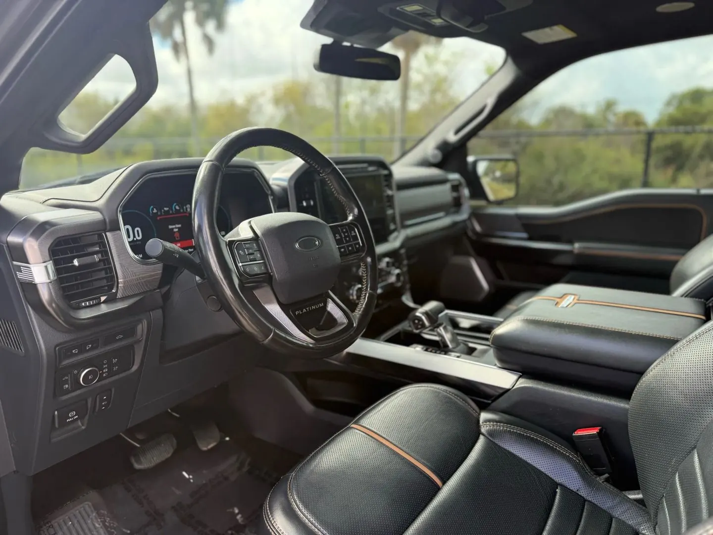 2021 Ford F-150 Platinum 4WD SuperCrew 5-1/2' Box - Photo 9