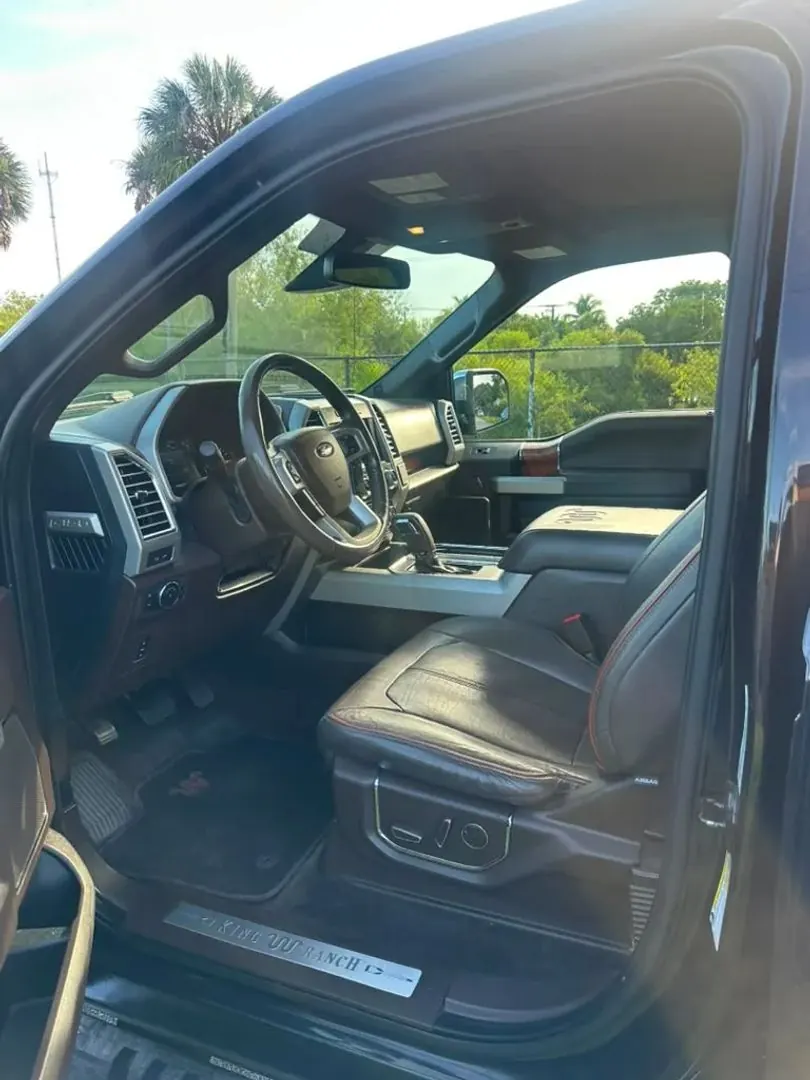 2015 Ford F-150 King Ranch 4WD SuperCrew 157 in - Photo 9