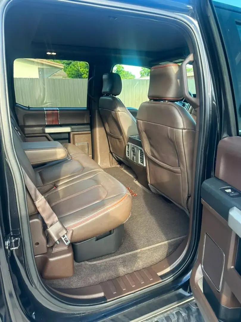 2015 Ford F-150 King Ranch 4WD SuperCrew 157 in - Photo 11
