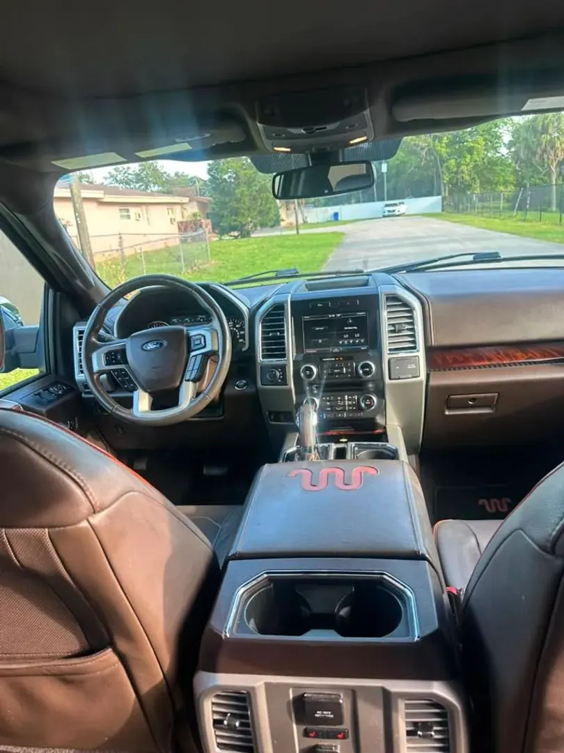 2015 Ford F-150 King Ranch 4WD SuperCrew 157 in - Photo 16