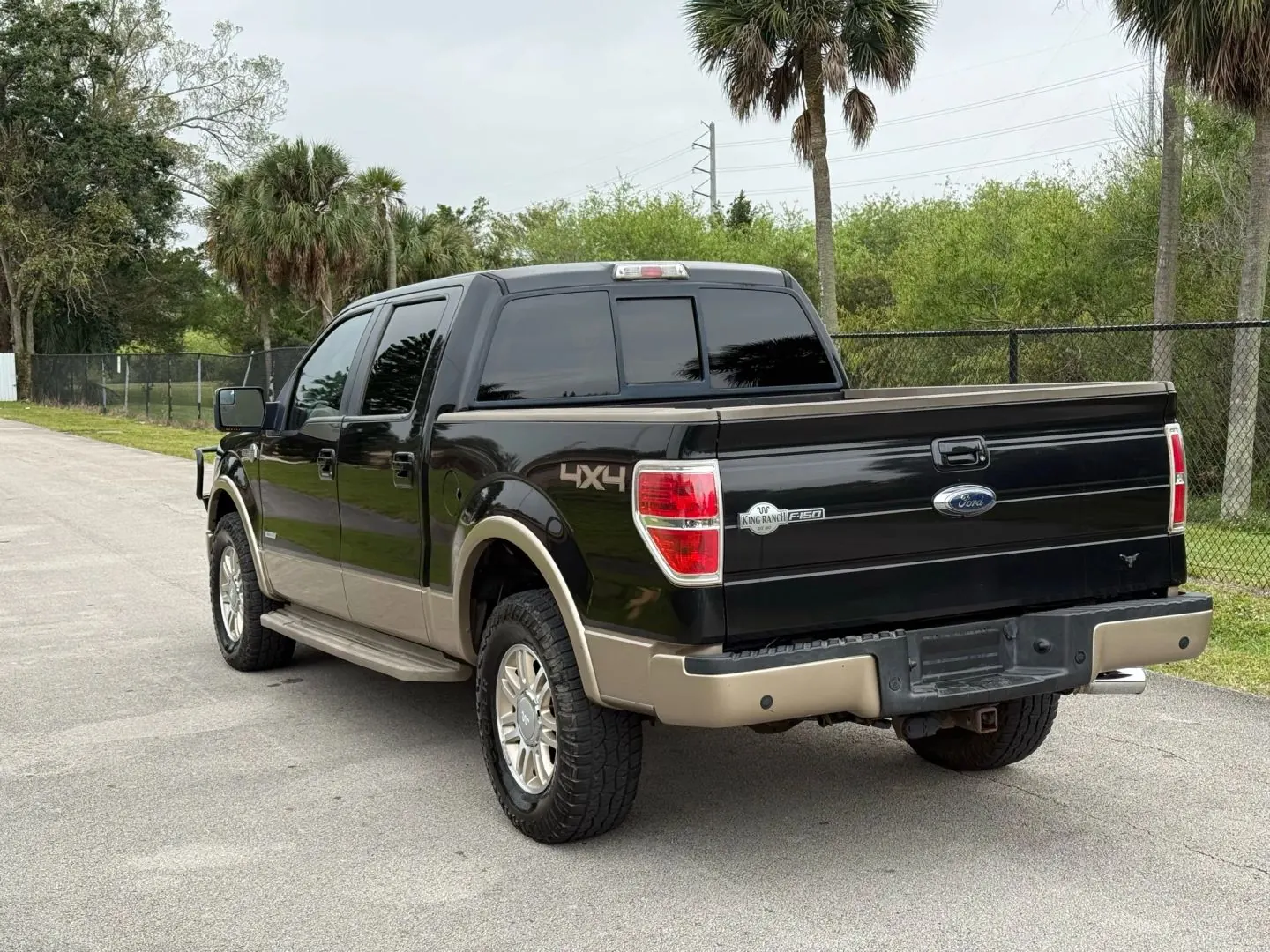 2012 Ford F-150 King Ranch 4WD SuperCrew 145 in - Photo 3
