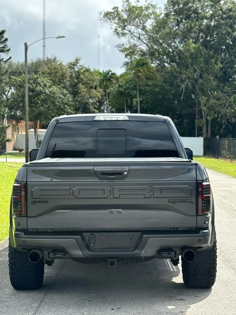 2018 Ford F-150 Raptor 4WD SuperCrew 5-1/2' Box - Photo 6