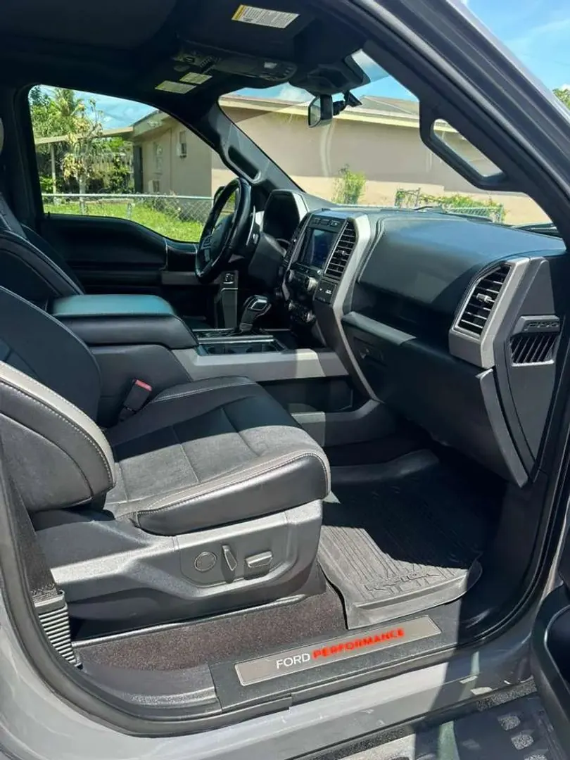 2020 Ford F-150 Raptor 4WD SuperCrew 5-1/2' Box - Photo 13