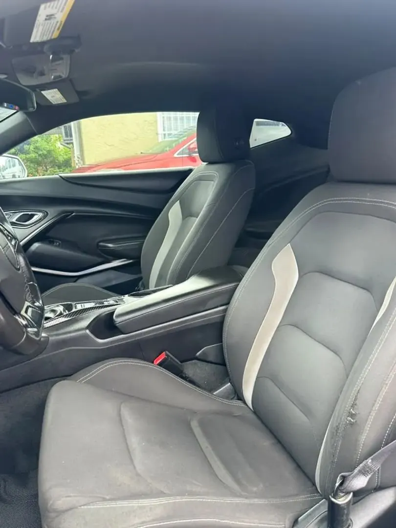 2016 Chevrolet Camaro - Photo 9
