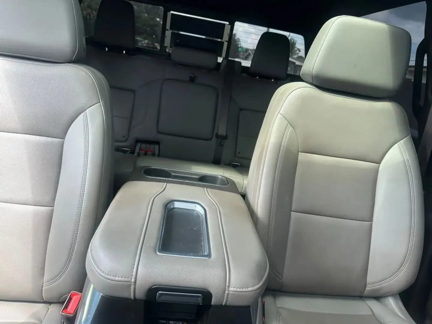 2022 Chevrolet Silverado 1500 LTZ 4WD Crew Cab Short Box - Photo 17
