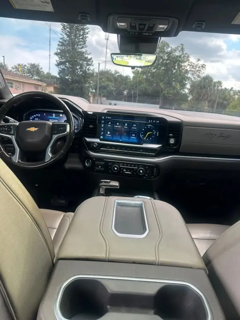 2022 Chevrolet Silverado 1500 LTZ 4WD Crew Cab Short Box - Photo 12