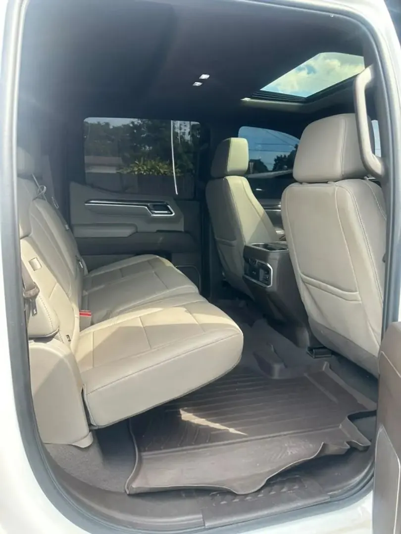2022 Chevrolet Silverado 1500 LTZ 4WD Crew Cab Short Box - Photo 13