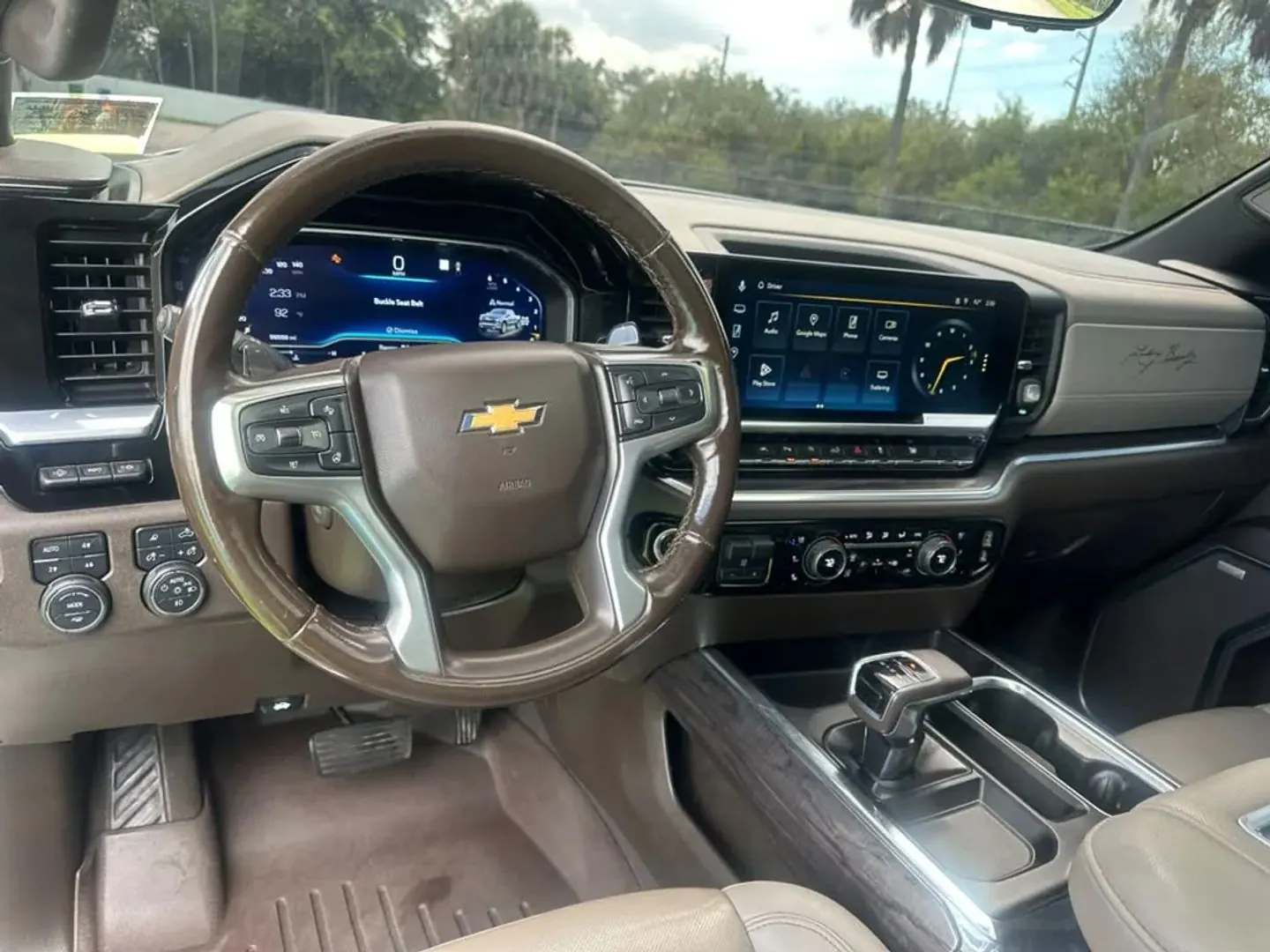 2022 Chevrolet Silverado 1500 LTZ 4WD Crew Cab Short Box - Photo 10