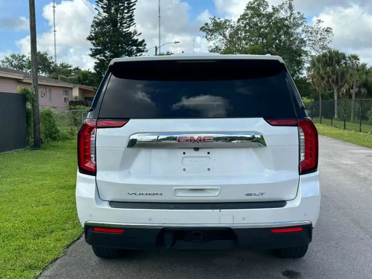2022 GMC Yukon SLT 2WD - Photo 5