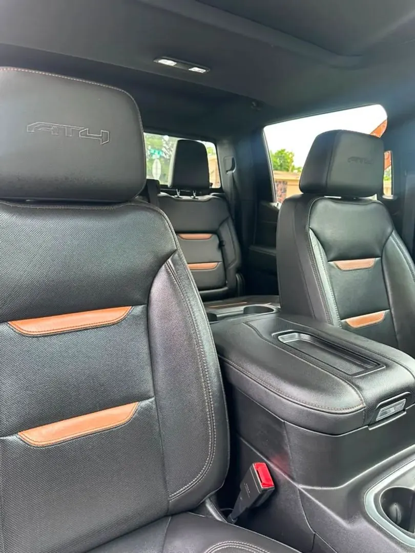 2021 GMC Sierra AT4 4WD Crew Cab Short Box - Photo 14