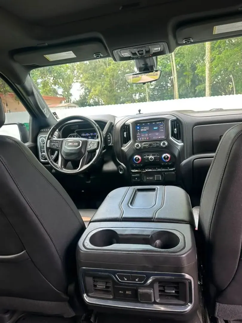 2021 GMC Sierra AT4 4WD Crew Cab Short Box - Photo 16
