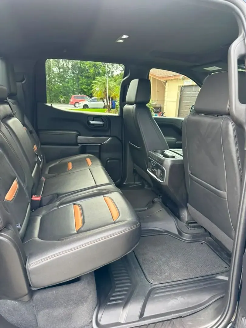 2021 GMC Sierra AT4 4WD Crew Cab Short Box - Photo 11