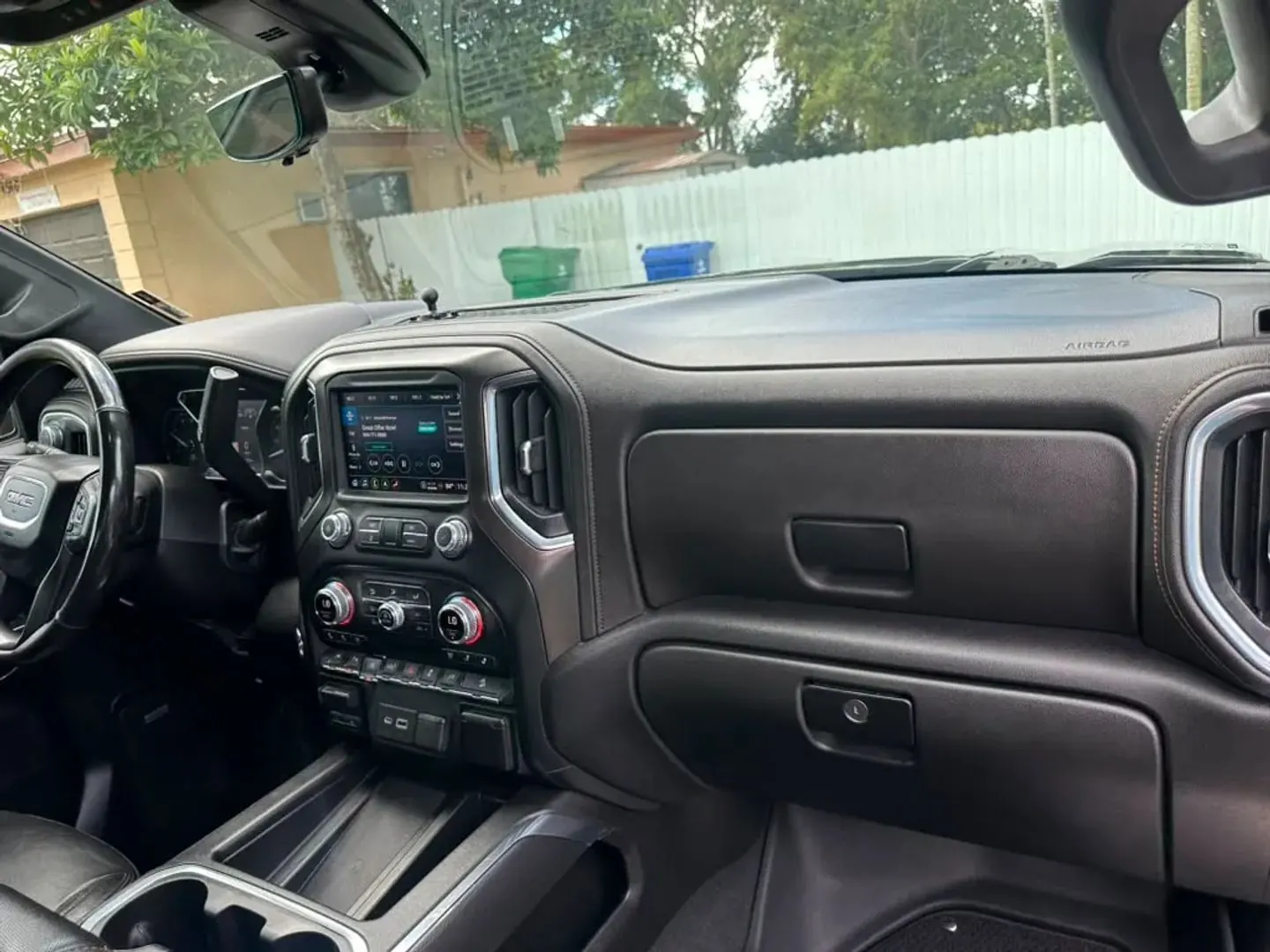 2021 GMC Sierra AT4 4WD Crew Cab Short Box - Photo 13