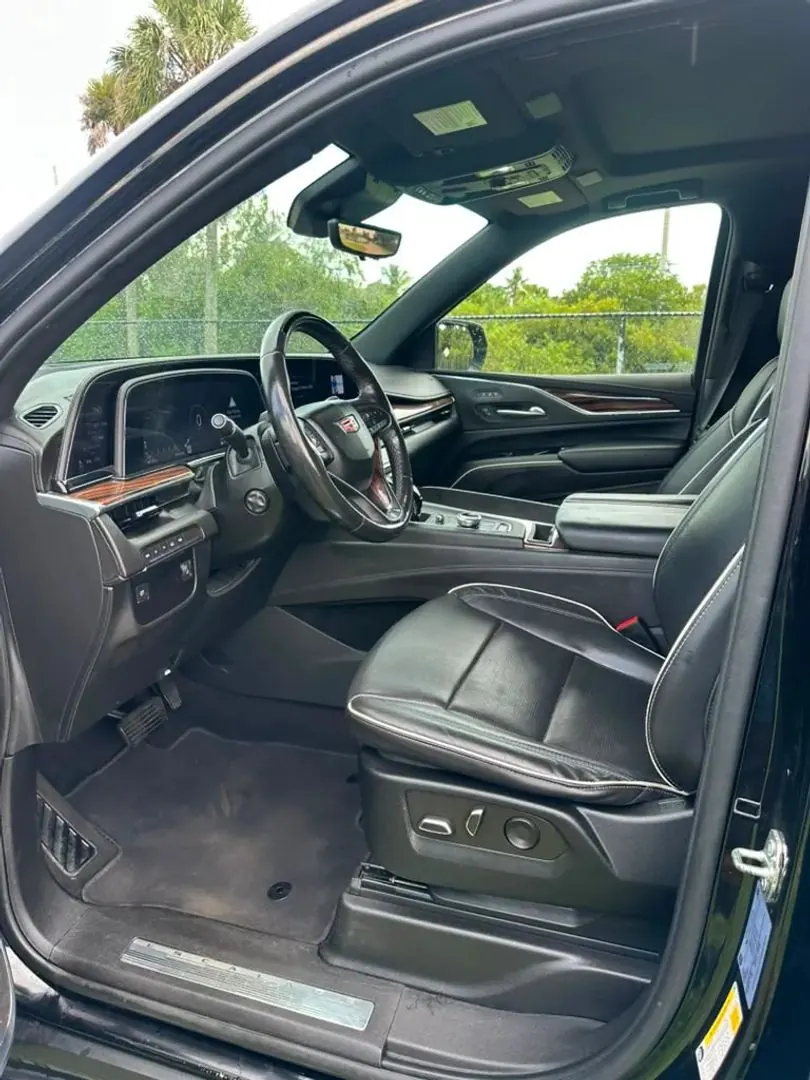 2023 Cadillac Escalade ESV Premium Luxury 4WD - Photo 9