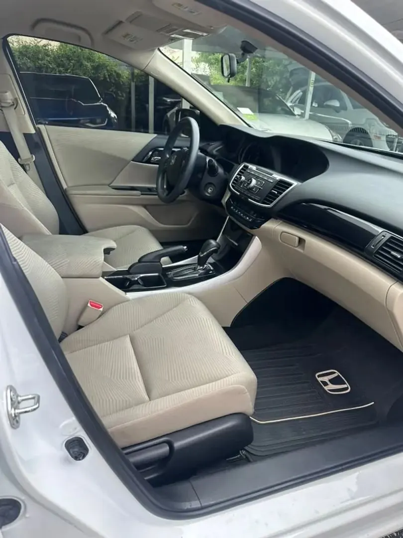 2016 Honda Accord LX CVT - Photo 7