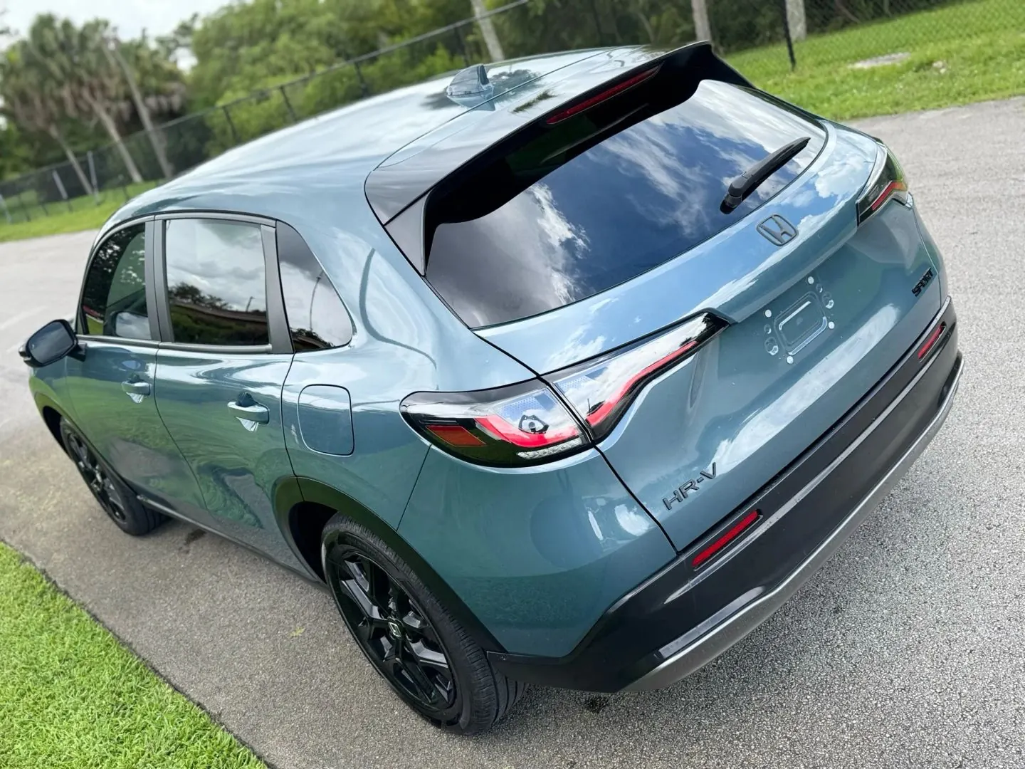 2025 Honda HR-V Sport 2WD - Photo 9