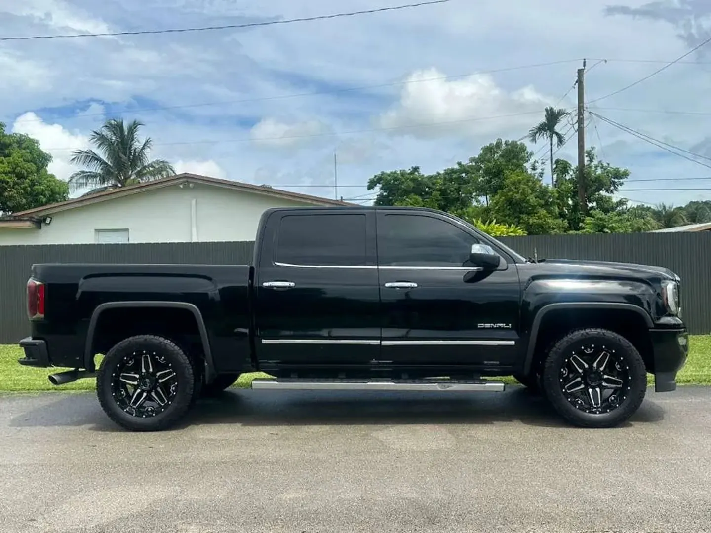 2017 GMC Sierra 2WD Crew Cab Short Box - Photo 4