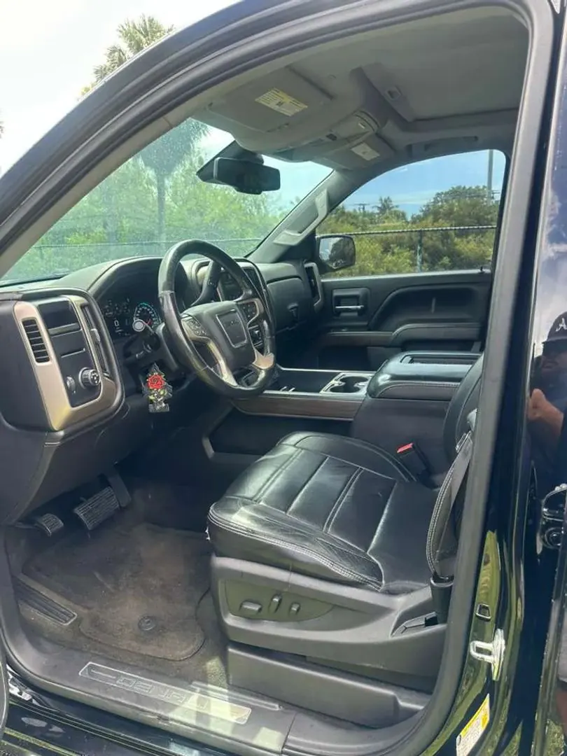 2017 GMC Sierra 2WD Crew Cab Short Box - Photo 9