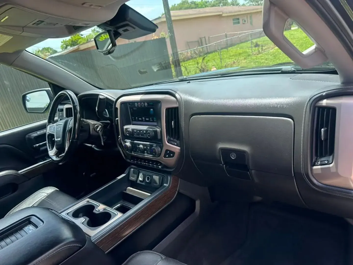 2018 GMC Sierra 4WD Crew Cab Short Box - Photo 15
