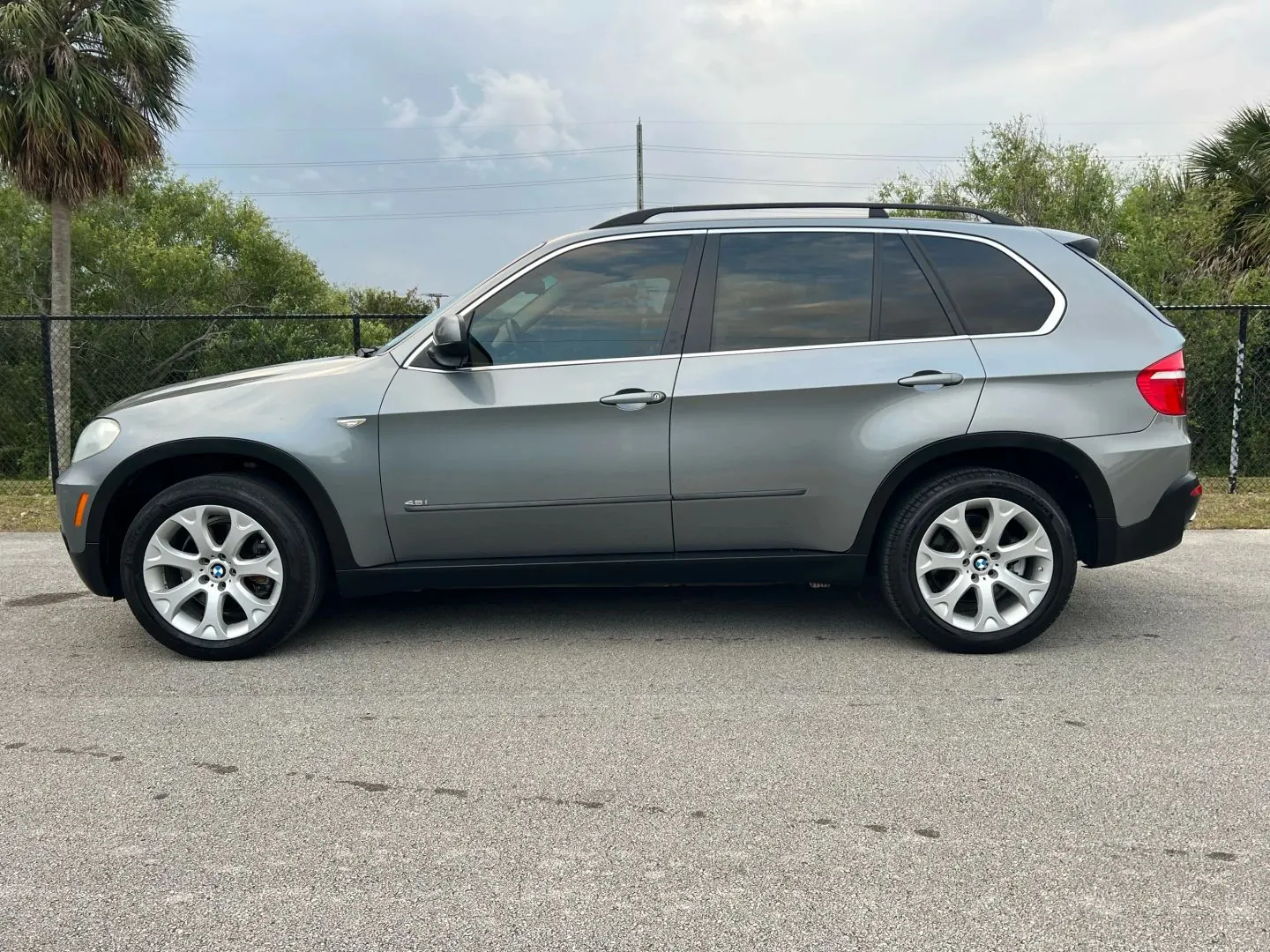 2007 BMW X5 4.8i - Photo 4