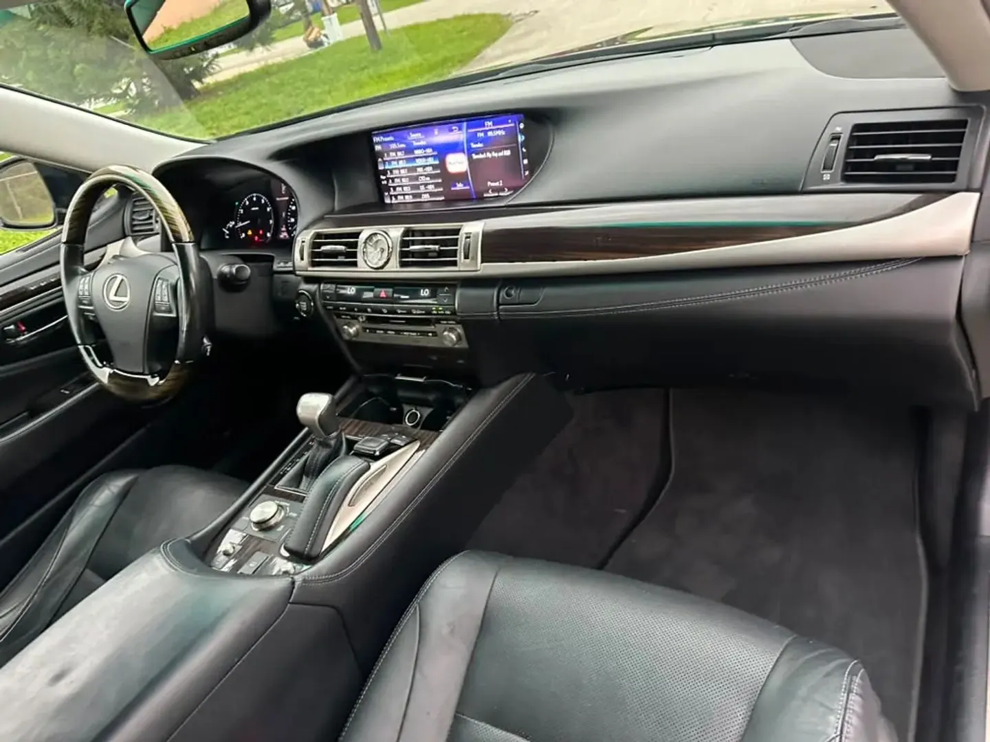 2016 Lexus LS 500 460 AWD - Photo 16