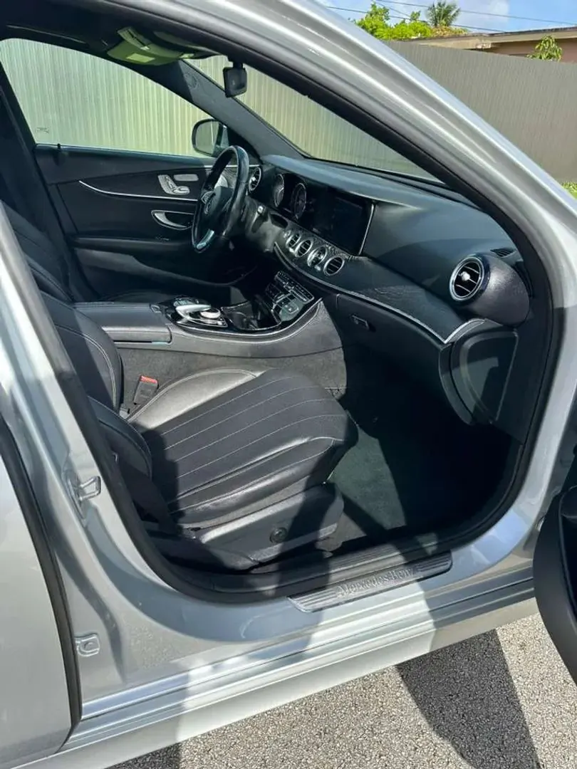 2017 Mercedes-Benz E-Class E300 - Photo 11