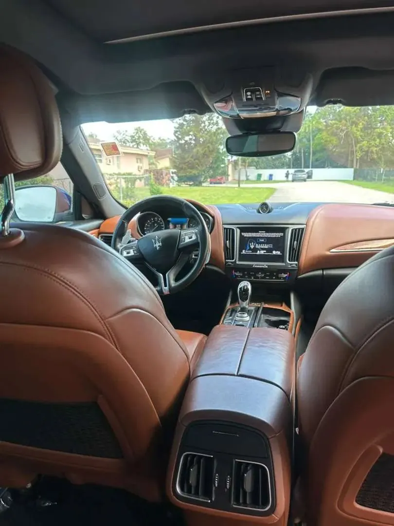 2017 Maserati Levante S - Photo 15