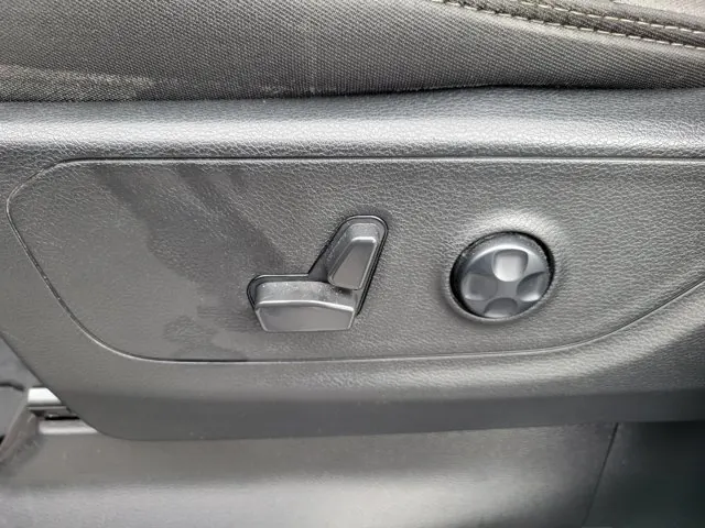 2021 RAM 1500 Big Horn 4x4 Crew Cab 5'7 Box - Photo 11