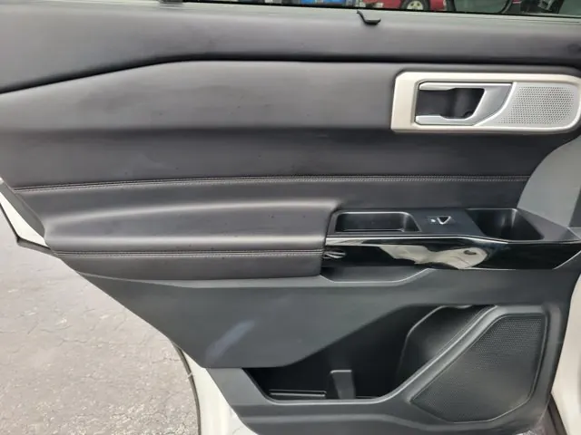 2023 Ford Explorer Platinum 4WD - Photo 32