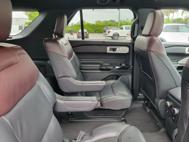 2023 Ford Explorer Platinum 4WD - Photo 34