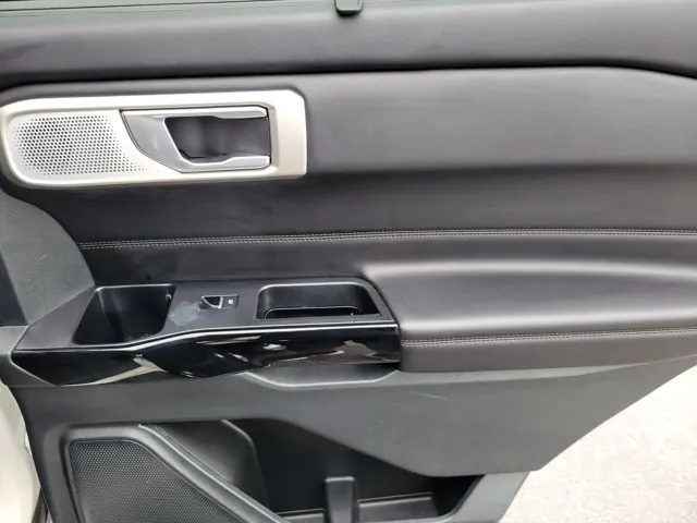 2023 Ford Explorer Platinum 4WD - Photo 35
