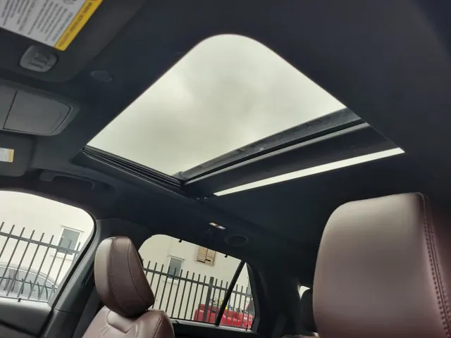 2023 Ford Explorer Platinum 4WD - Photo 12