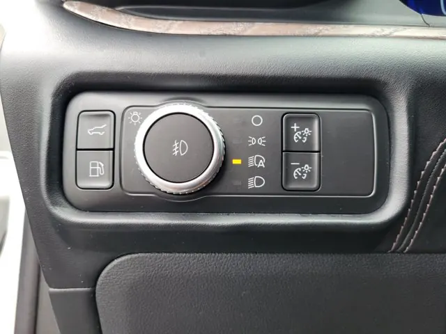 2023 Ford Explorer Platinum 4WD - Photo 17