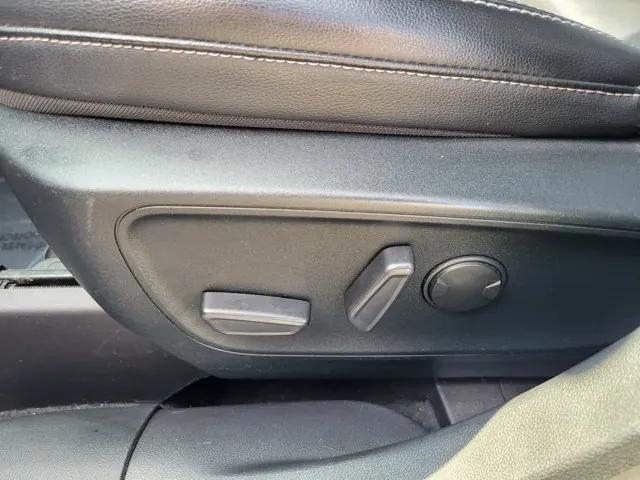 2020 Ford Escape SEL FWD - Photo 12