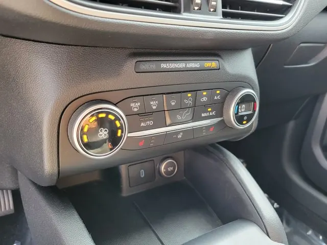 2020 Ford Escape SEL FWD - Photo 23
