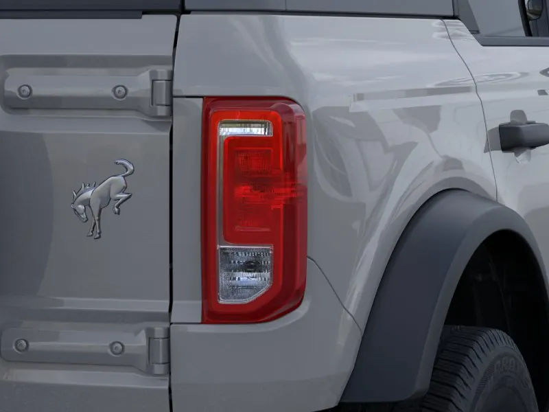 2026 Ford Bronco Base 4 Door 4x4 - Photo 23