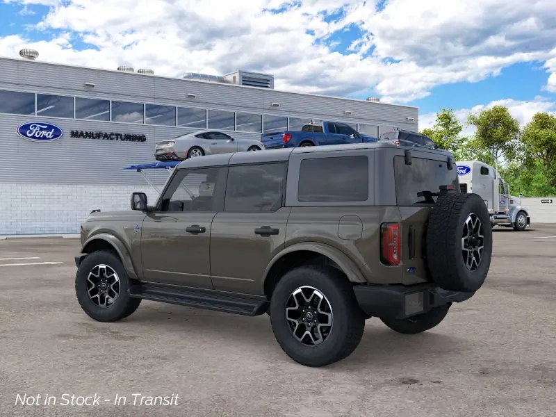 2026 Ford Bronco Outer Banks® - Photo 4