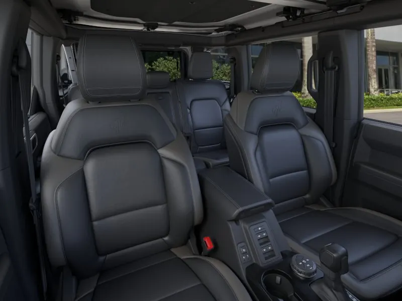 2026 Ford Bronco Outer Banks 4 Door 4x4 - Photo 10