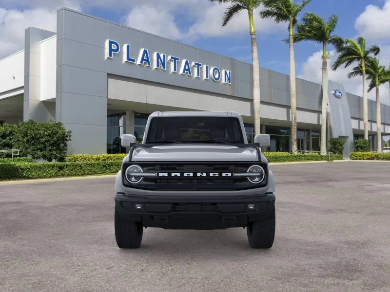 2026 Ford Bronco Outer Banks 4 Door 4x4 - Photo 6
