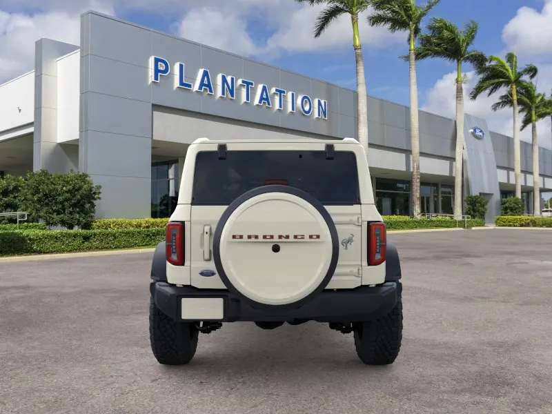 2026 Ford Bronco Outer Banks® - Photo 5