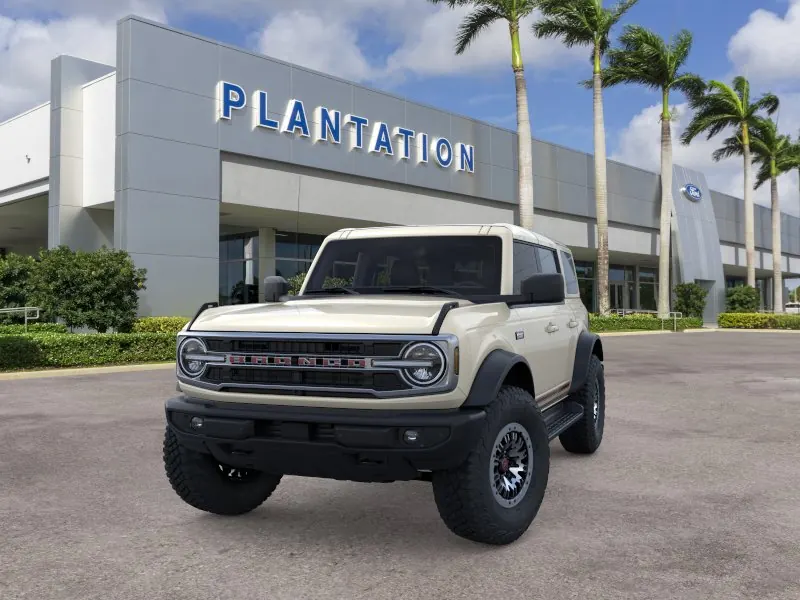 2026 Ford Bronco Outer Banks® - Photo 2