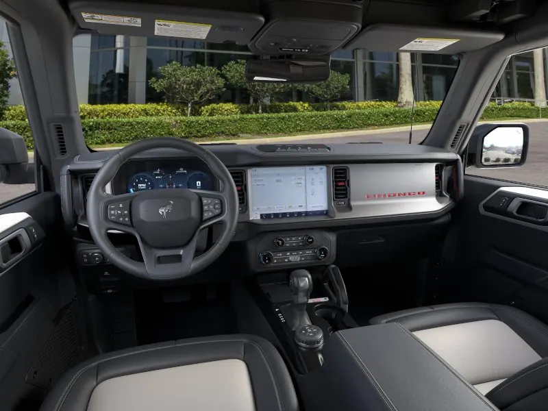 2026 Ford Bronco Outer Banks® - Photo 9