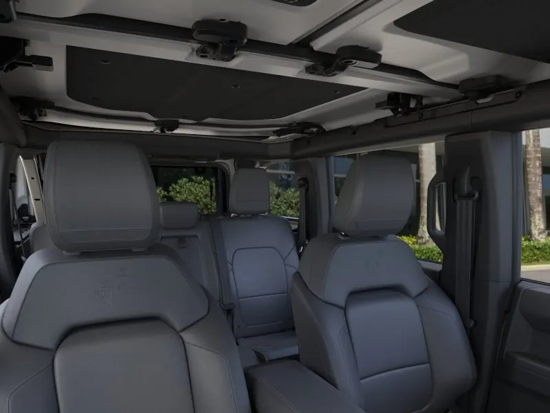 2026 Ford Bronco Badlands 4 Door Advanced 4x4 - Photo 12