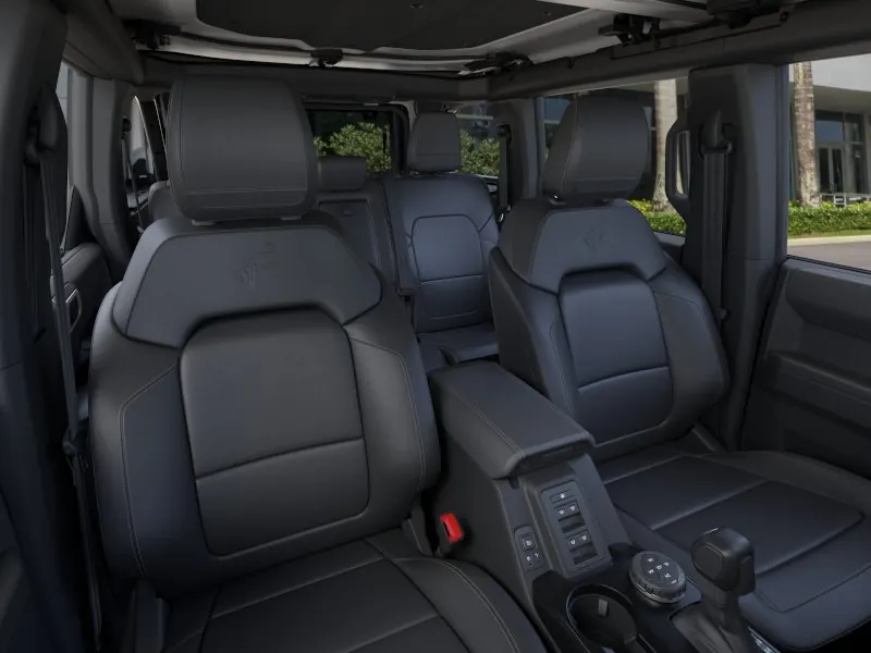 2026 Ford Bronco Badlands 4 Door Advanced 4x4 - Photo 10