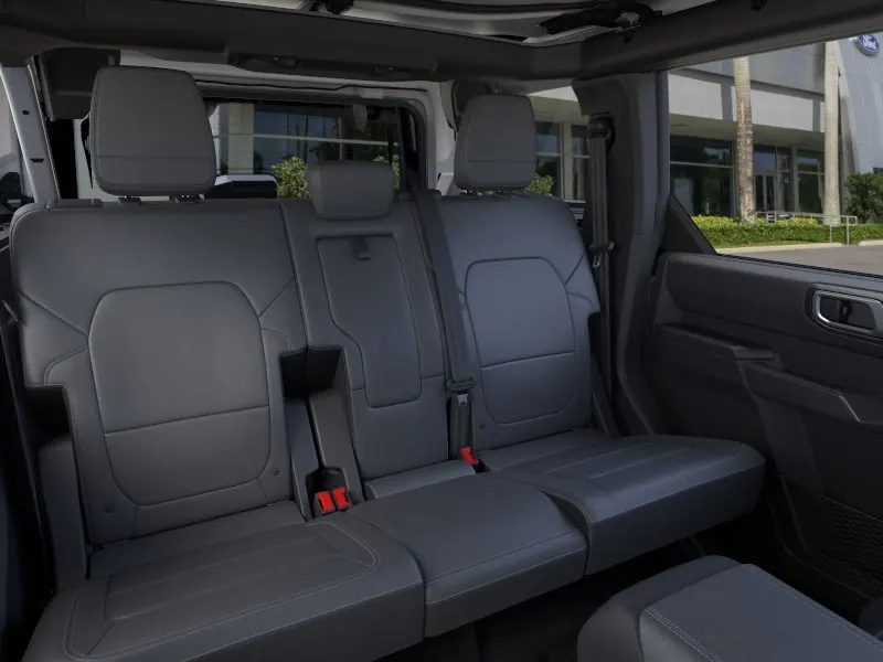 2026 Ford Bronco Badlands 4 Door Advanced 4x4 - Photo 11