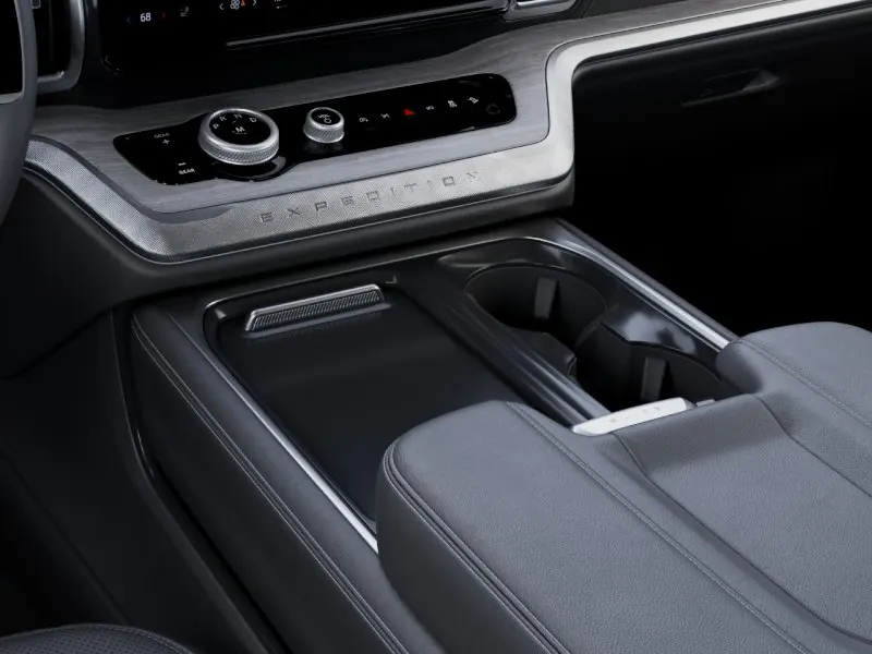 2027 Ford Expedition Max Platinum 4x4 - Photo 15