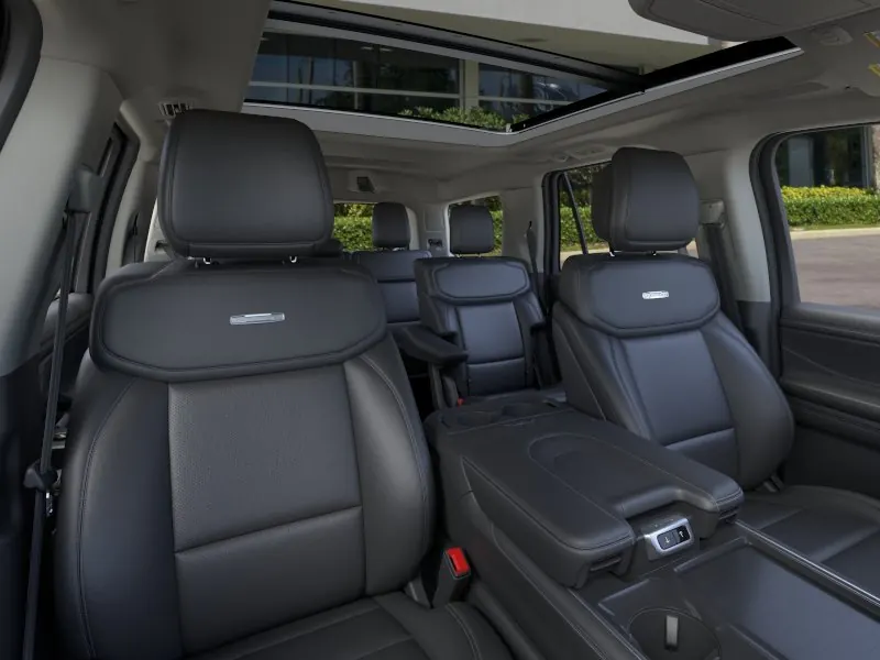 2026 Ford Expedition Platinum 4x4 - Photo 10