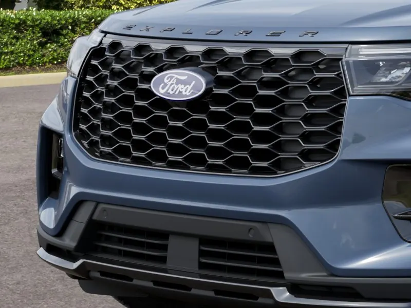 2027 Ford Explorer ST-Line - Photo 17