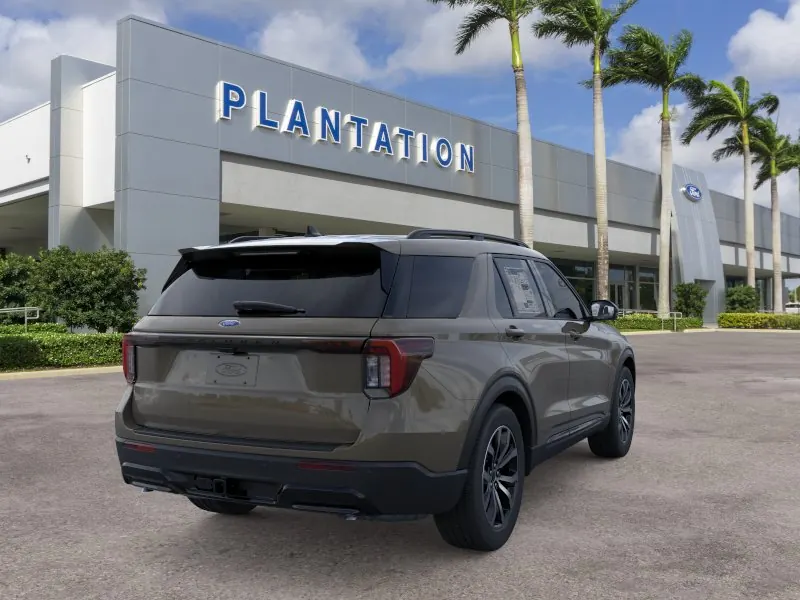 2026 Ford Explorer ST-Line RWD - Photo 8